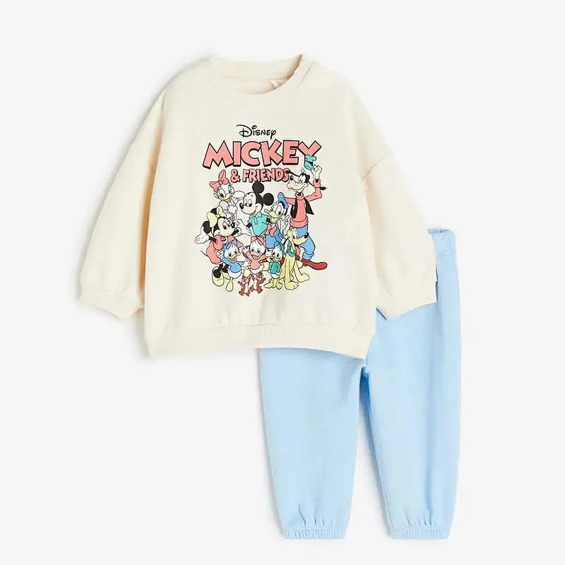 Conjunto infantil outono, moletom e calça.